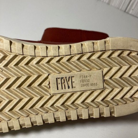 Leather FYRE Gia Lug Zip Bootie Sneaker Clay High Top 7US / Women / F744-W FB932 - Picture 4 of 5